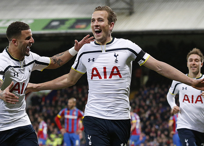 梅开二度，弗格森成为第3位代表意大利球队欧战进球的爱尔兰人（连中两元！弗格森成为第三位以意大利俱乐部身份在欧战破门的爱尔兰球员）