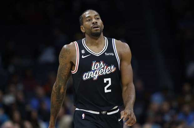 蒙特拉：不能把伊尔迪兹固定在某个位置，那不利于他继续成长（蒙特拉：不应将伊尔迪兹固定在单一位置，这会影响他的成长）