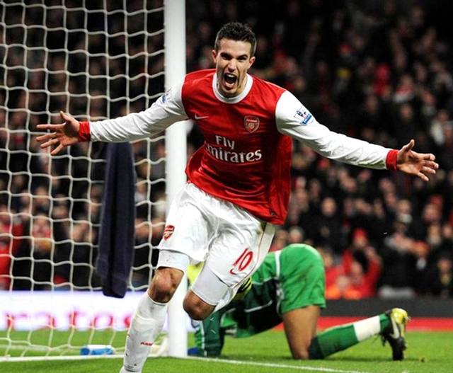 库普梅纳斯：我们想拿意杯冠军，但接下来要专注踢那不勒斯（库普梅纳斯：意杯夺冠是目标，眼下全力备战那不勒斯）