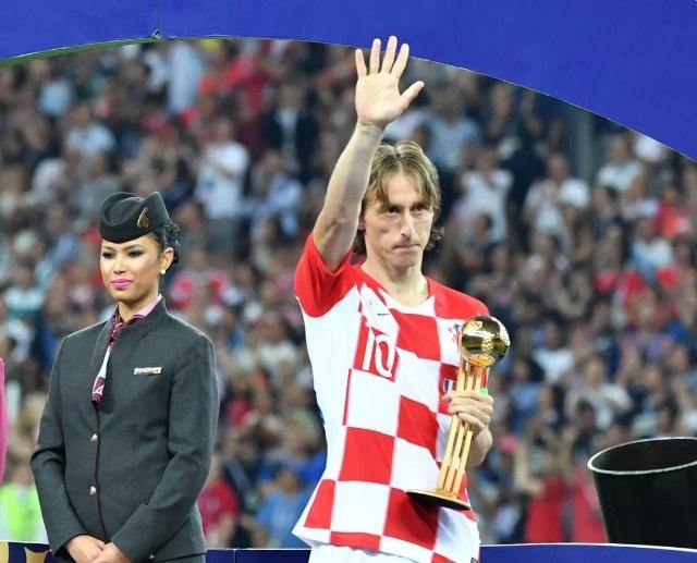 日本11月大名单：远藤航领衔，北野飒太等三名球员首次入选（日本队11月名单公布：远藤航压阵，北野飒太等三人首次征召）