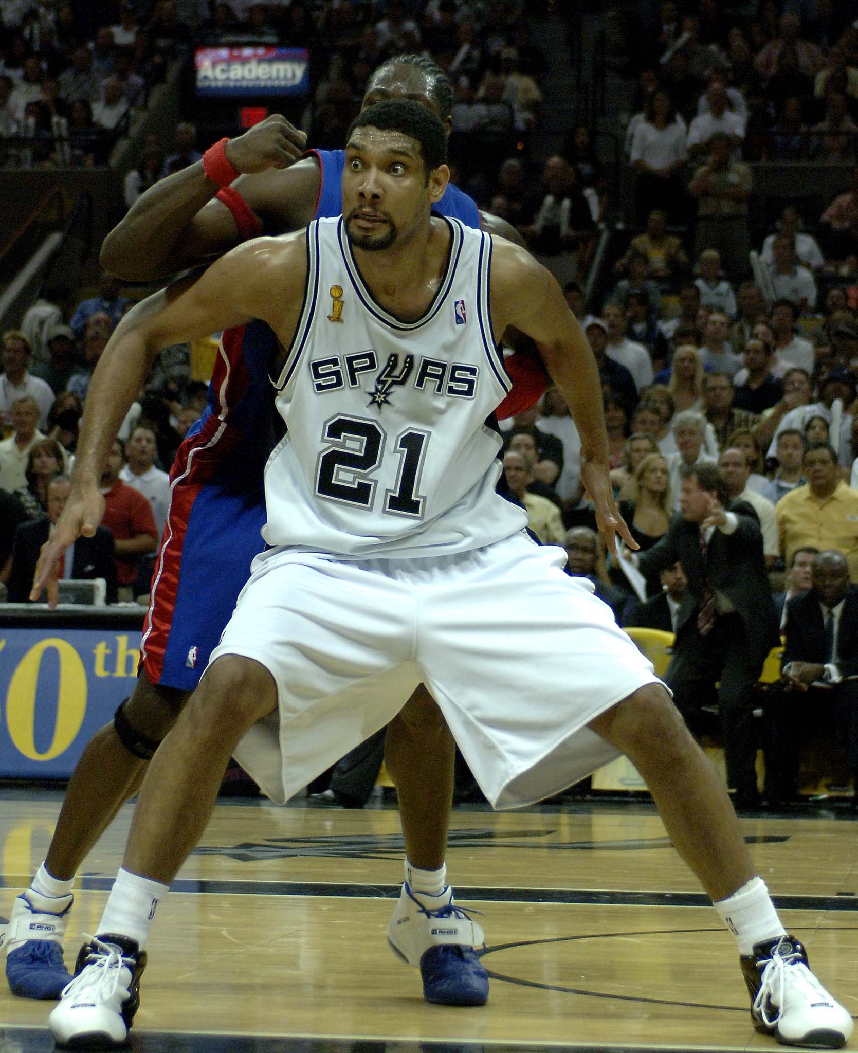 尤尔曼德：瓜帅是最伟大教练之一，为足球的发展做出巨大贡献（尤尔曼德盛赞瓜迪奥拉：当代最顶尖主帅之一，推动足球进步功不可没）