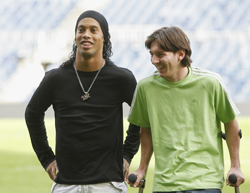 商业帝国新版图！公路车品牌Canyon发布詹姆斯代言最新宣传片（Canyon发布詹姆斯代言公路车新片，商业版图再升级）