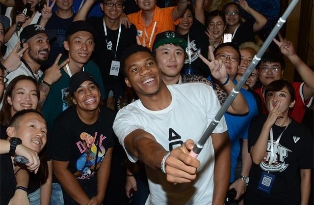 尤尔曼德：此前轮休格里马尔多是为让他休息；本菲卡压力很大（尤尔曼德：轮休格里马尔多只是为恢复体能，本菲卡正承受巨大压力）