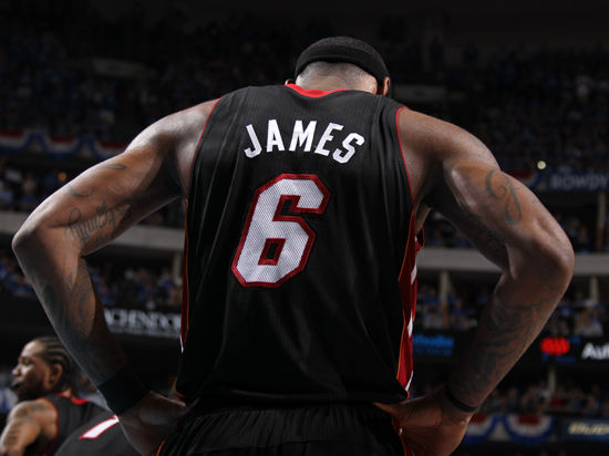 维罗纳vs亚特兰大：焦瓦内、贝拉-科沙首发，卢克曼、德凯特拉雷出战（维罗纳迎战亚特兰大：焦瓦内、贝拉-科沙首发，卢克曼、德凯特拉雷出场）