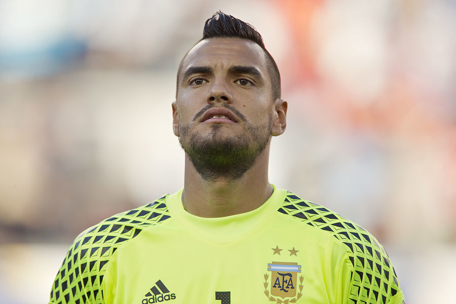 阿斯：卡马文加因肌肉疼痛未能正常训练，他整周都在单独训练（阿斯：卡马文加因肌肉不适未参加合练，本周全程个人训练）