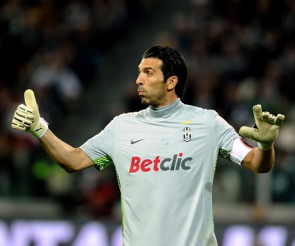 篮球CBA球队轮换阵容优化（CBA球队轮换与阵容配置优化）