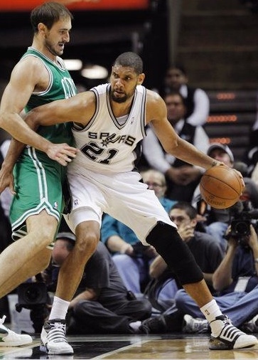 经历车祸事件后首次出场，何塞普：对未来挑战有更清晰的认识（车祸后首次亮相，何塞普：我对未来挑战看得更清楚了）